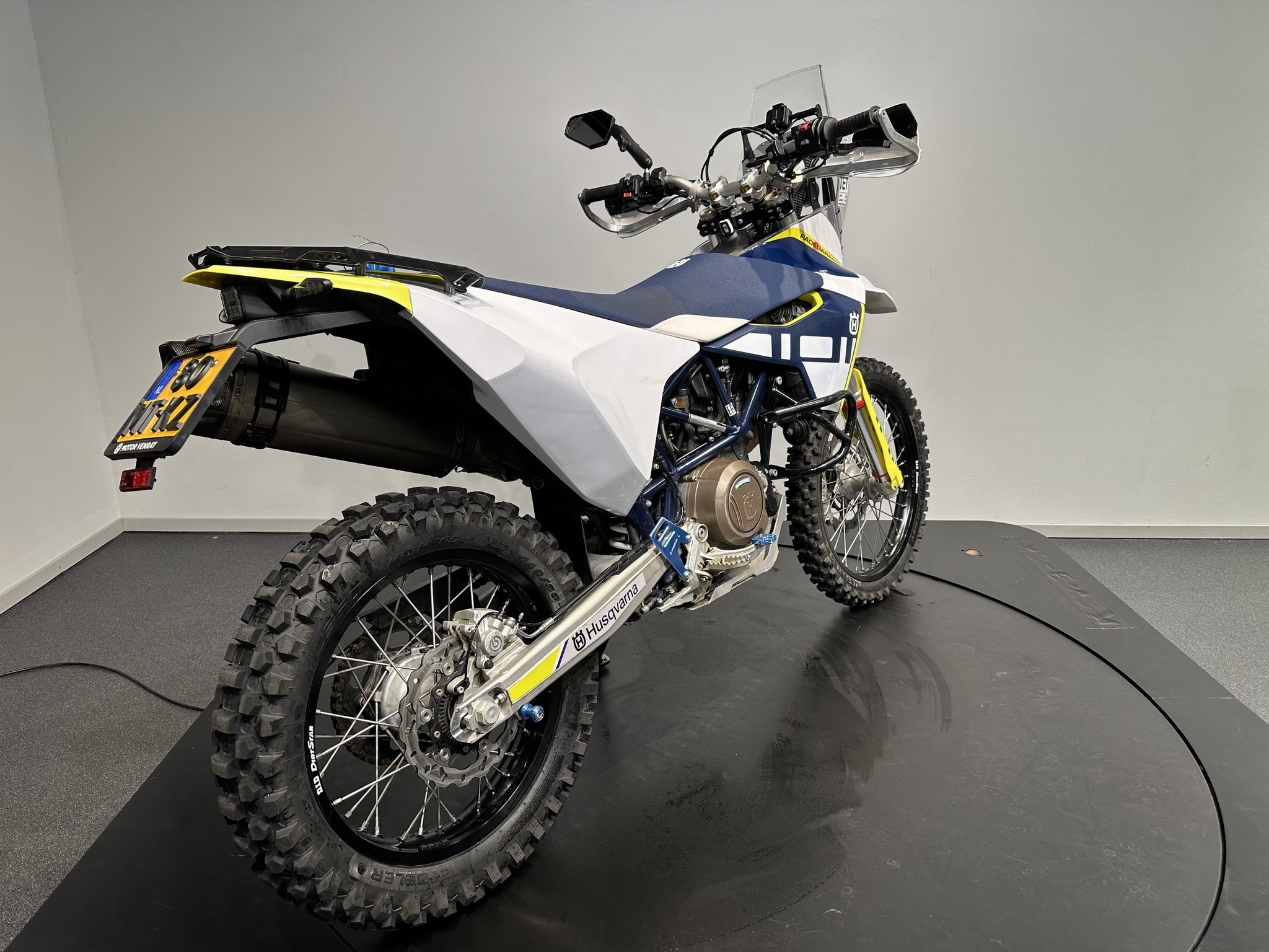 HUSQVARNA - 701 Enduro