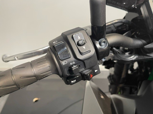 KAWASAKI - Z900