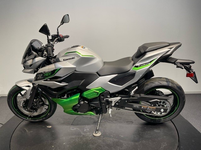 KAWASAKI - Z7 Hybrid