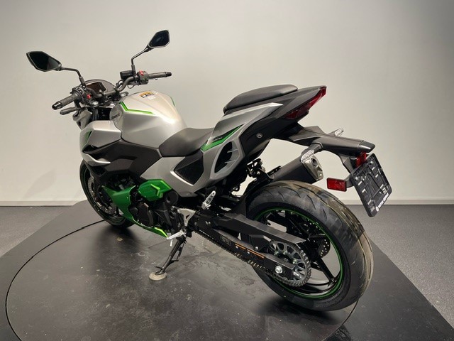 KAWASAKI - Z7 Hybrid