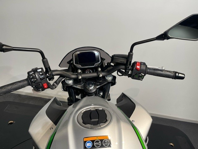 KAWASAKI - Z7 Hybrid
