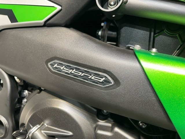 KAWASAKI - Z7 Hybrid
