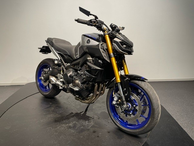 YAMAHA - MT-09 SP