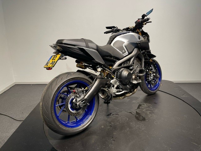 YAMAHA - MT-09 SP