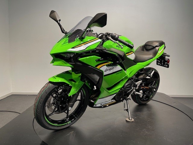 KAWASAKI - Ninja 500 SE