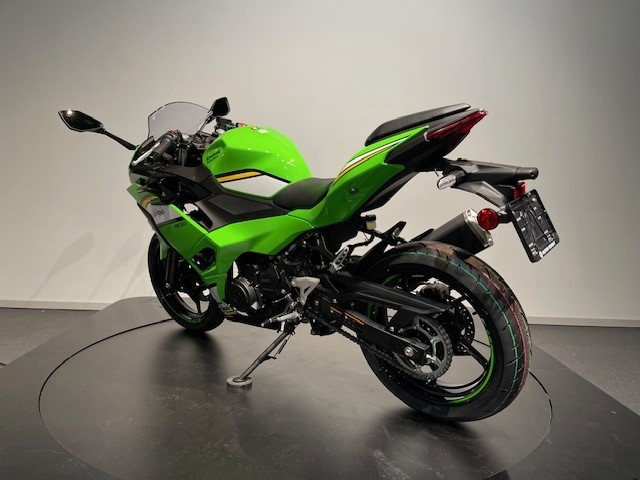 KAWASAKI - Ninja 500 SE