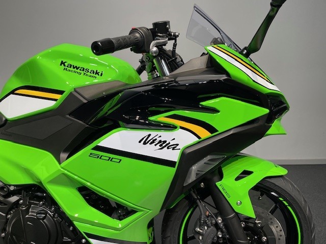 KAWASAKI - Ninja 500 SE