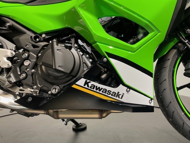 KAWASAKI - Ninja 500 SE