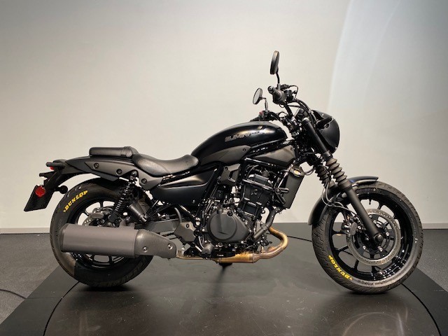 KAWASAKI - Eliminator 500 SE
