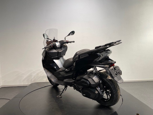 BMW - C 400 GT