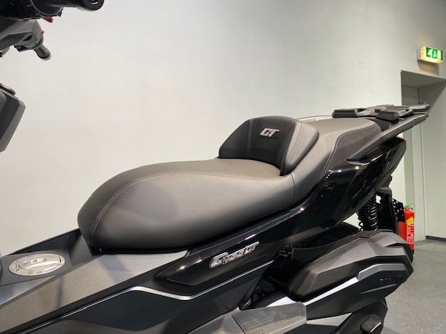 BMW - C 400 GT