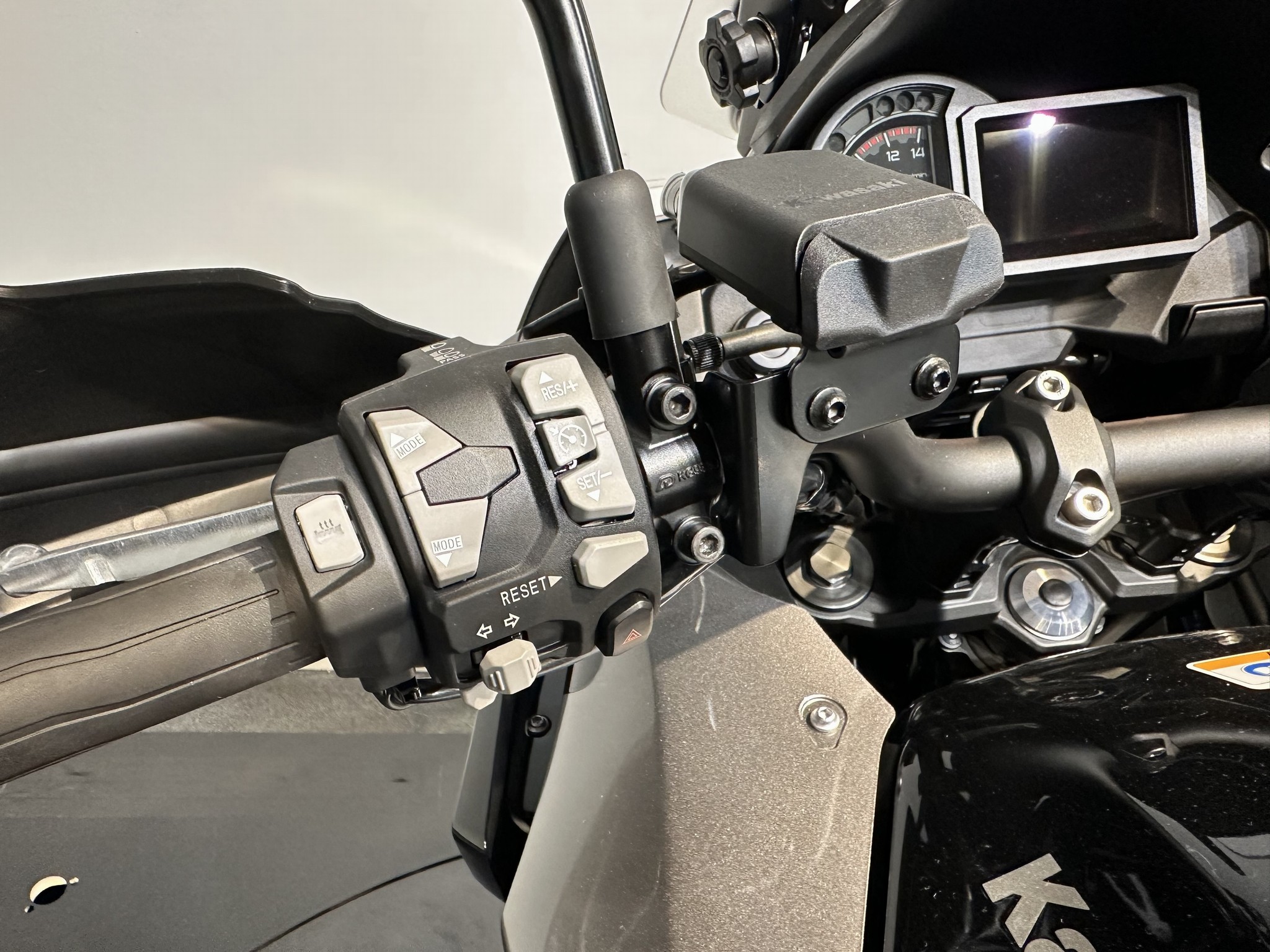 KAWASAKI - Versys 1100 S