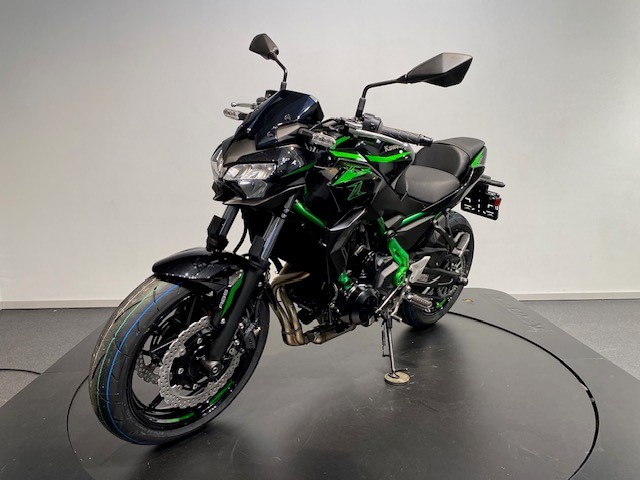 KAWASAKI - Z650