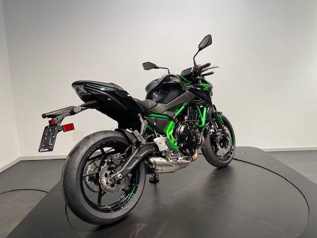 KAWASAKI - Z650