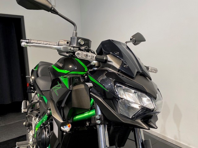 KAWASAKI - Z650