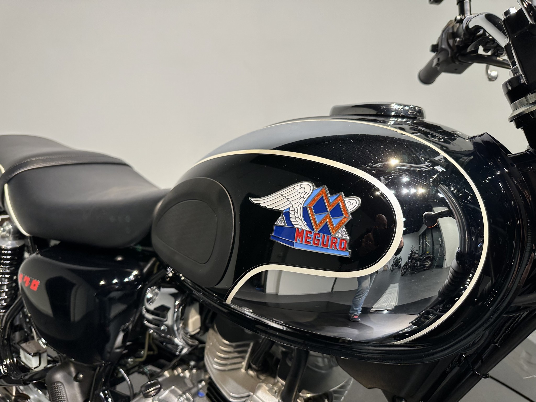 KAWASAKI - Meguro S1