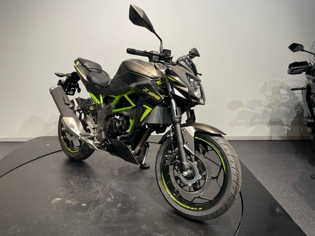 KAWASAKI - Z125