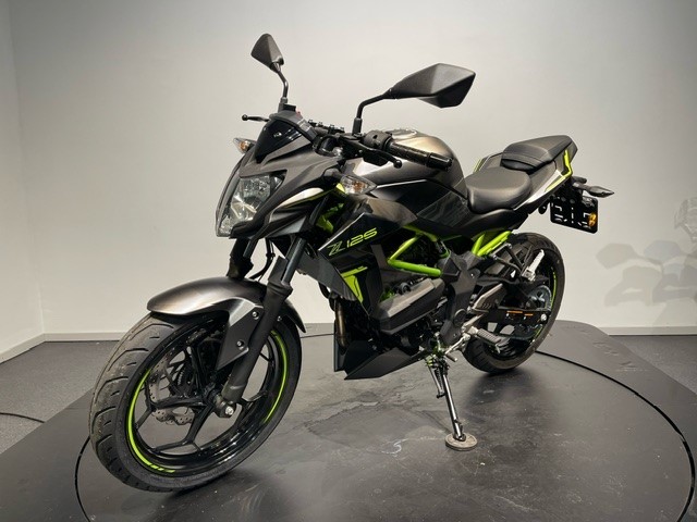 KAWASAKI - Z125