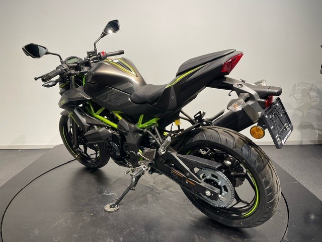 KAWASAKI - Z125