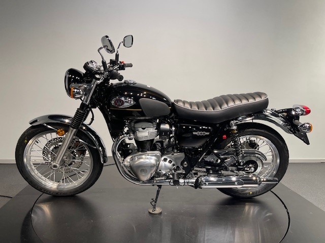 KAWASAKI - W800