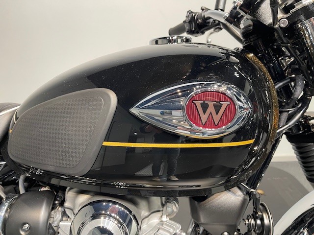 KAWASAKI - W800