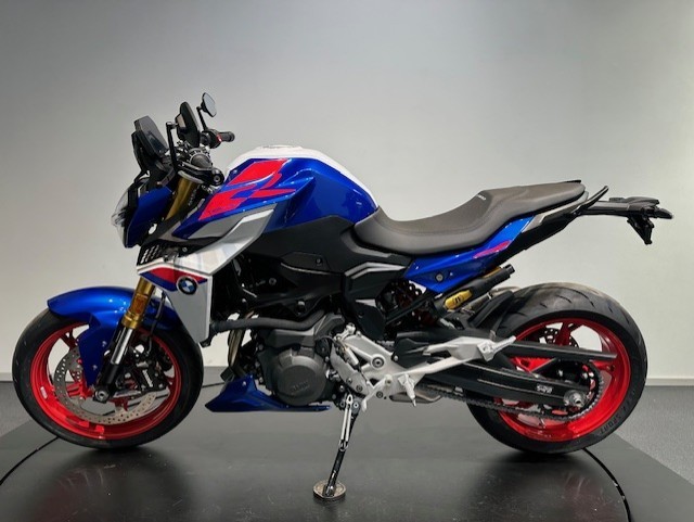 BMW - F 900 R