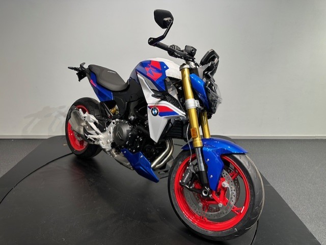 BMW - F 900 R
