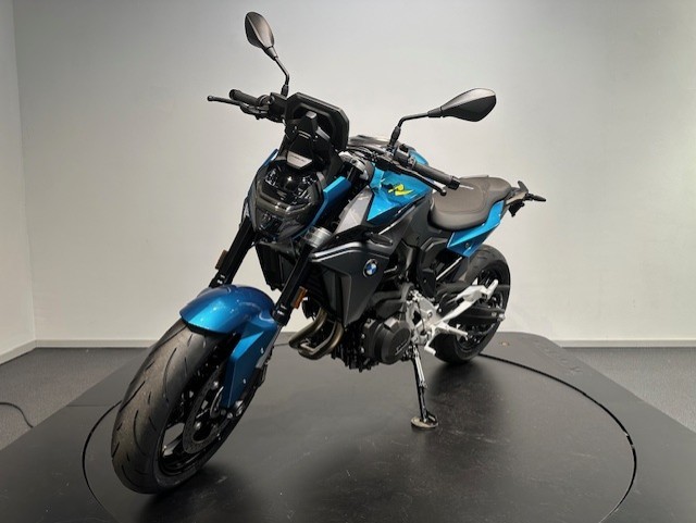 BMW - F 900 R