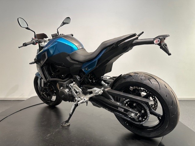 BMW - F 900 R