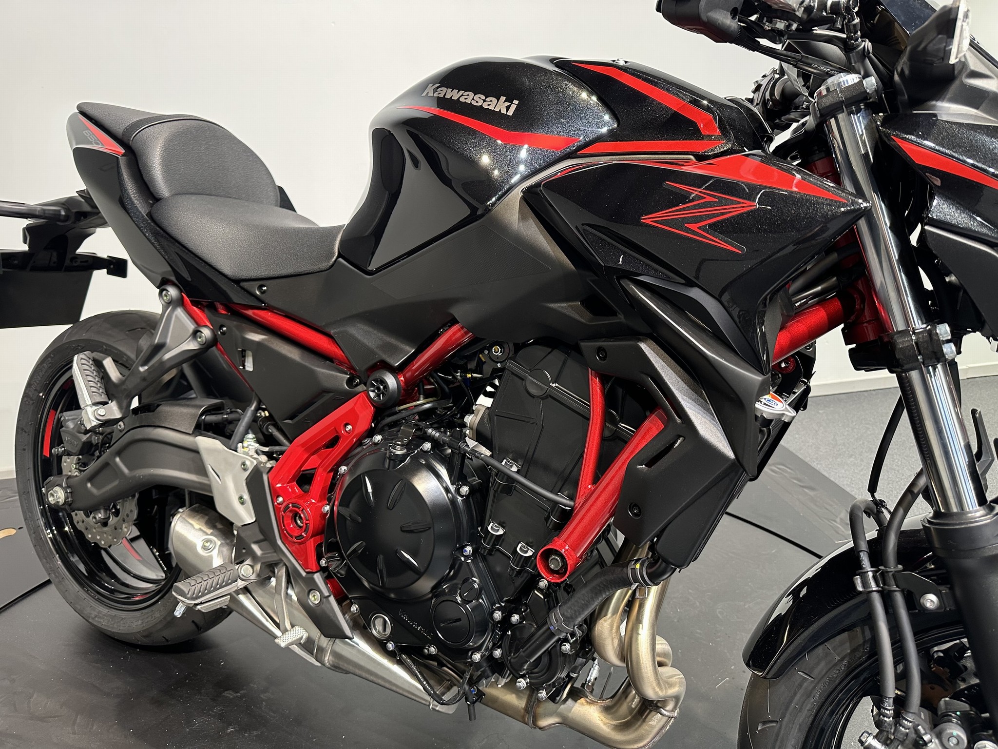KAWASAKI - Z650