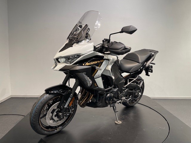 KAWASAKI - Versys 1100 SE