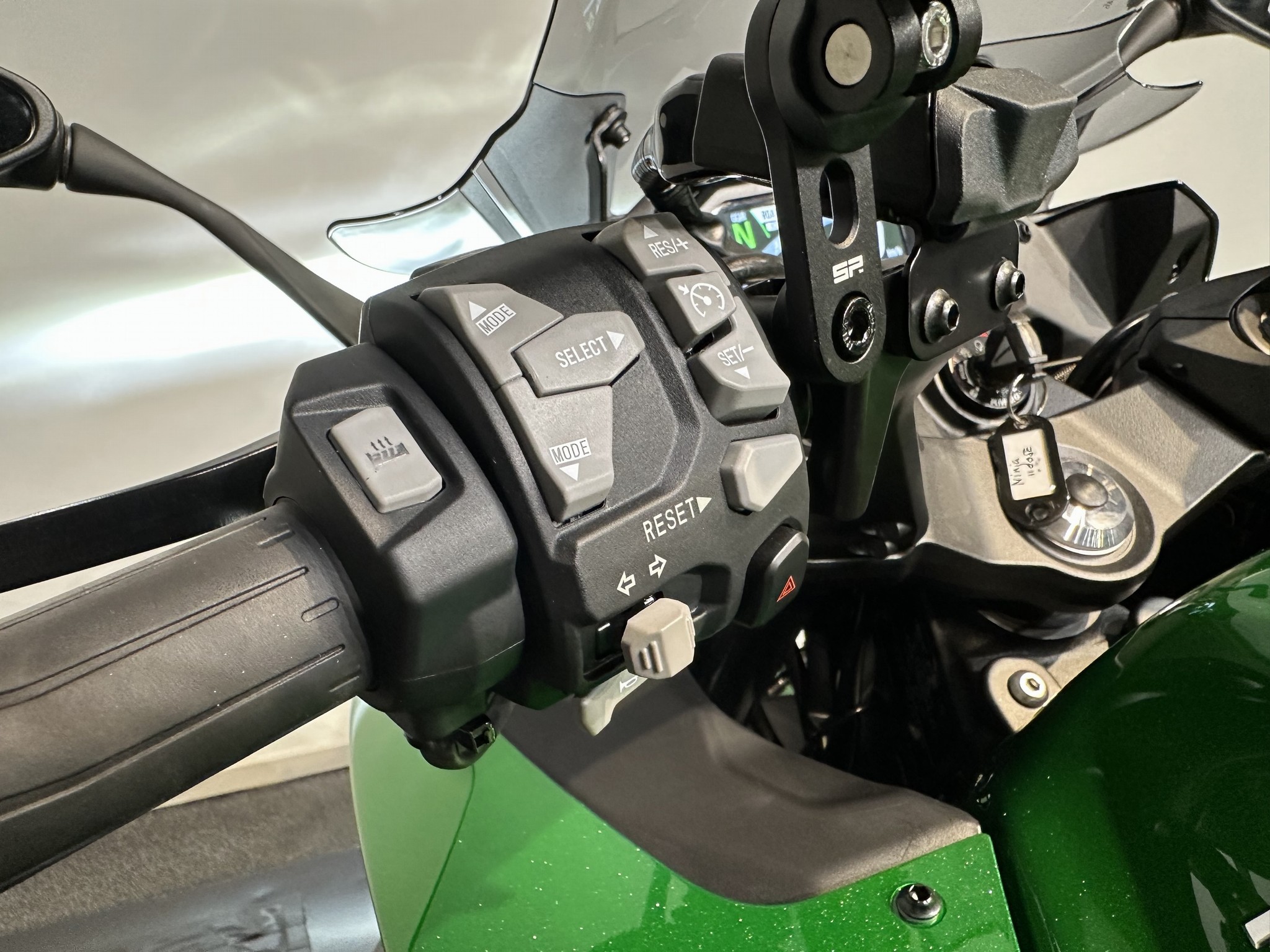 KAWASAKI - Ninja 1100 SX SE