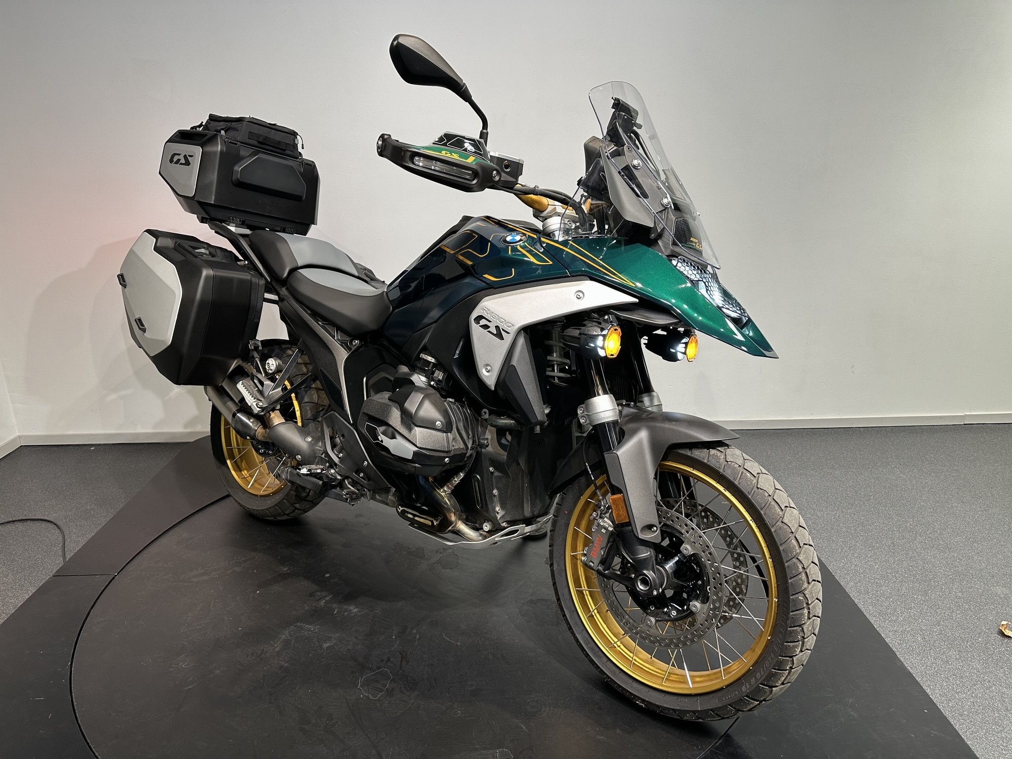 BMW - R 1300 GS