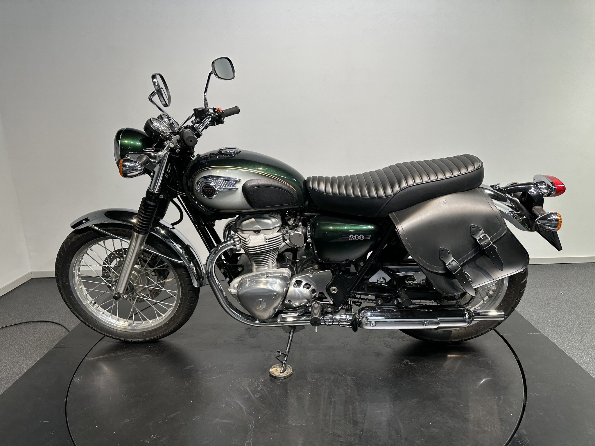 KAWASAKI - W800