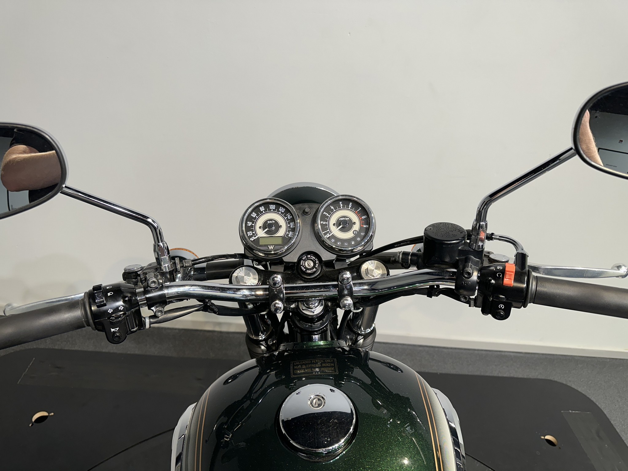 KAWASAKI - W800
