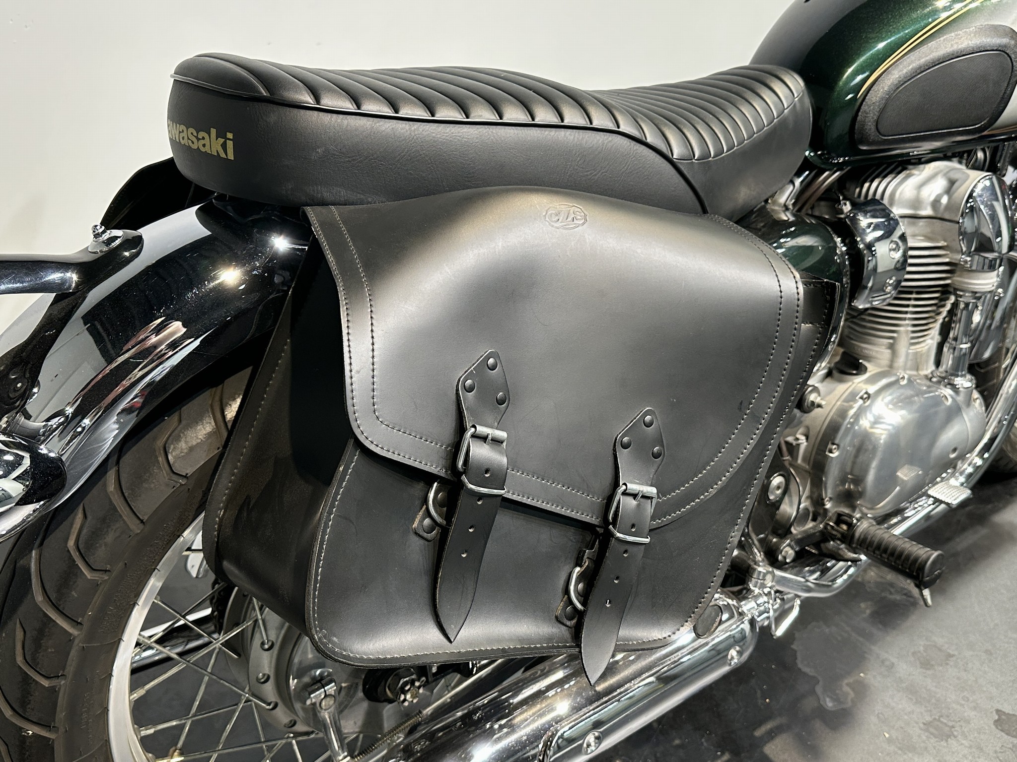 KAWASAKI - W800