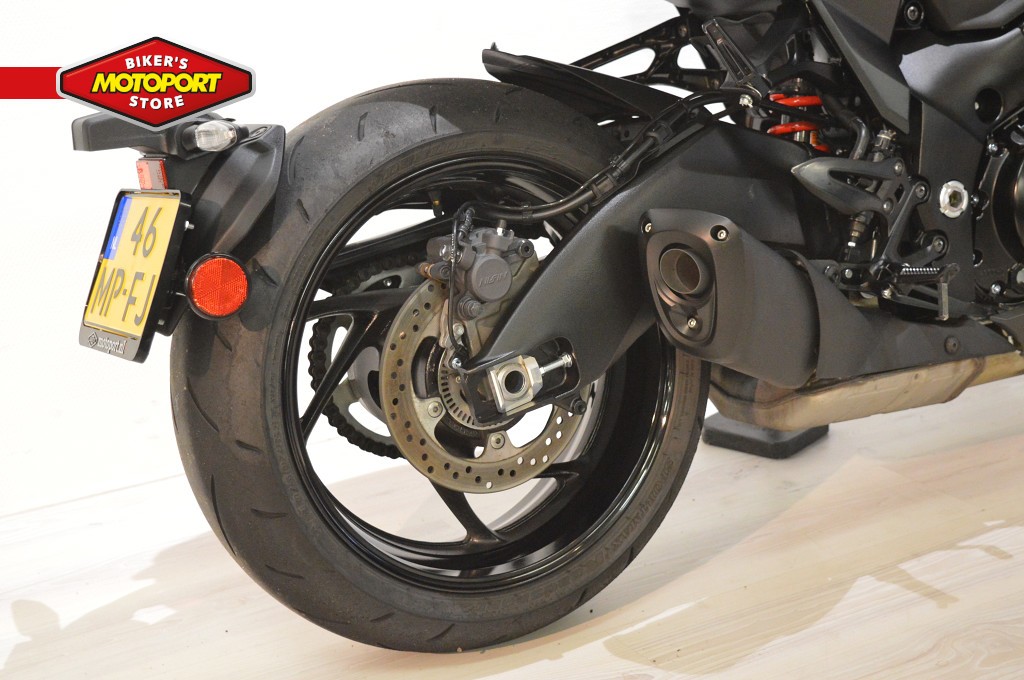 SUZUKI - GSX S 1000 KATANA
