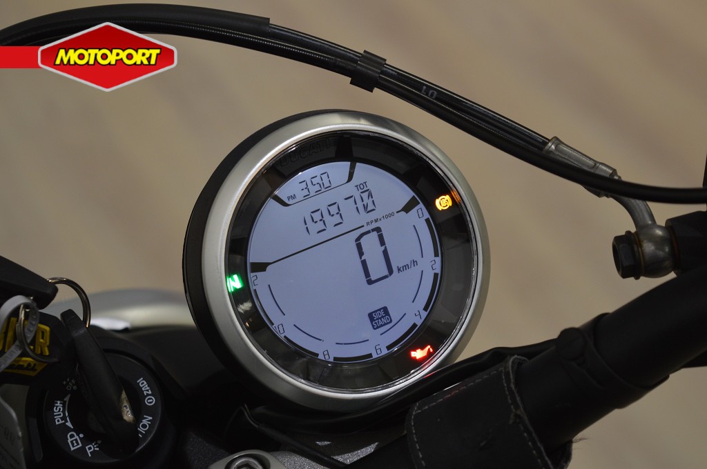 DUCATI - SCRAMBLER FULL THROTTLE