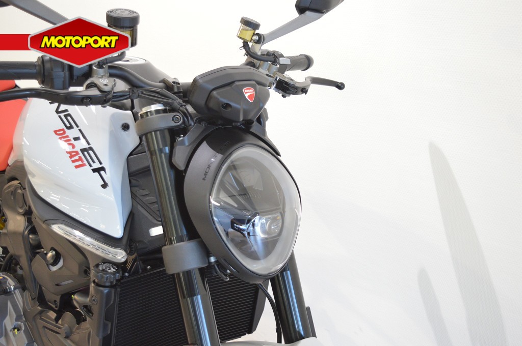 DUCATI - MONSTER