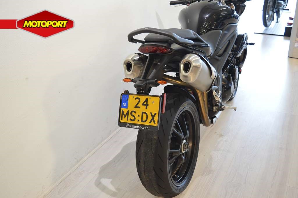 TRIUMPH - SPEED TRIPLE 1050