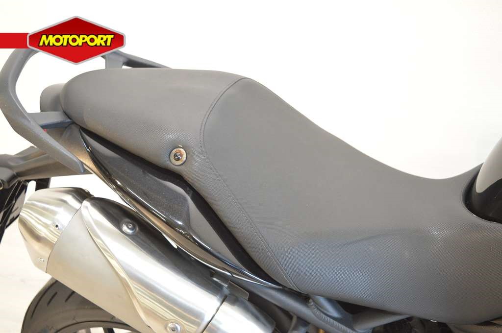 TRIUMPH - SPEED TRIPLE 1050