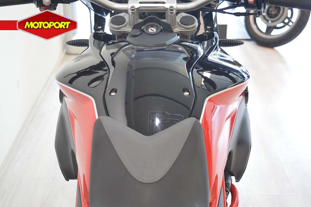 BMW - F 700 GS ABS