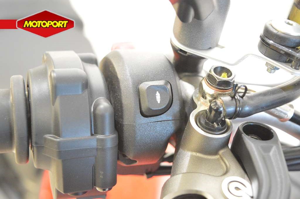 DUCATI - MULTISTRADA V2 S