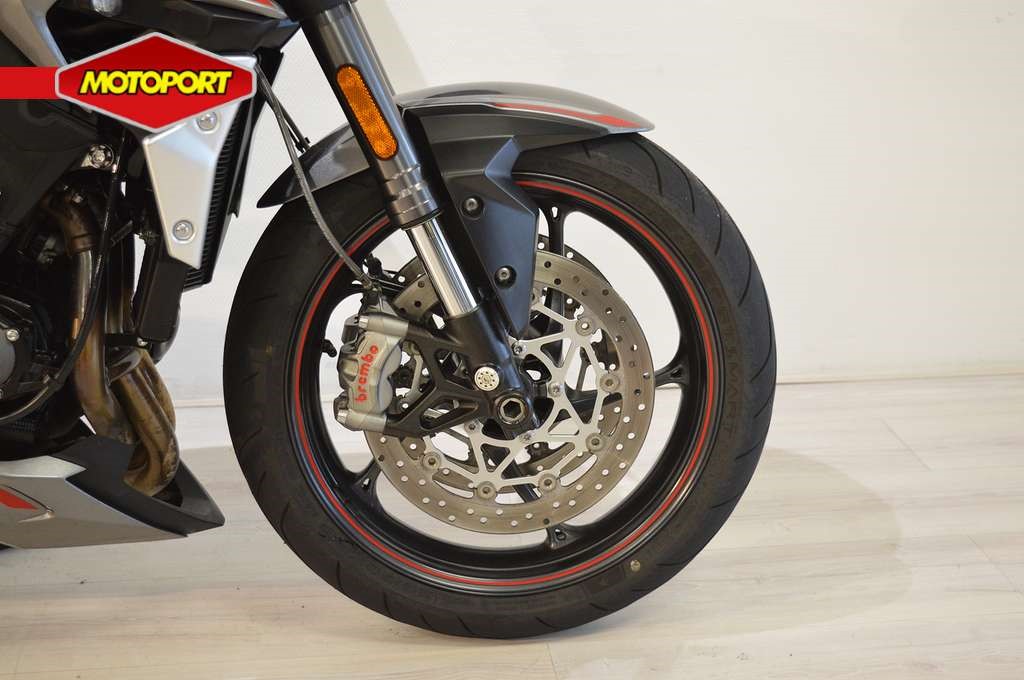 TRIUMPH - STREET TRIPLE 765 RS