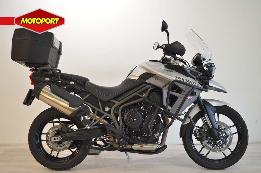 TRIUMPH - TIGER 800 XRX