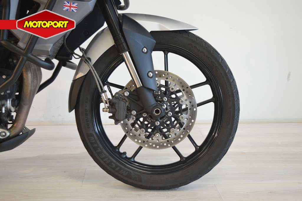 TRIUMPH - TIGER 800 XRX
