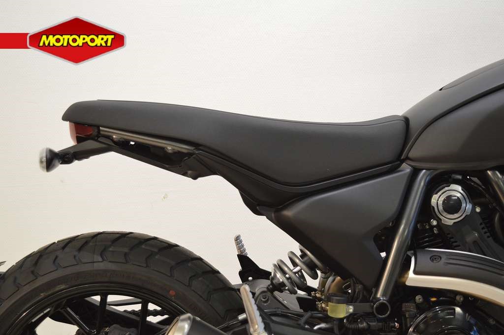 DUCATI - SCRAMBLER ICON DARK