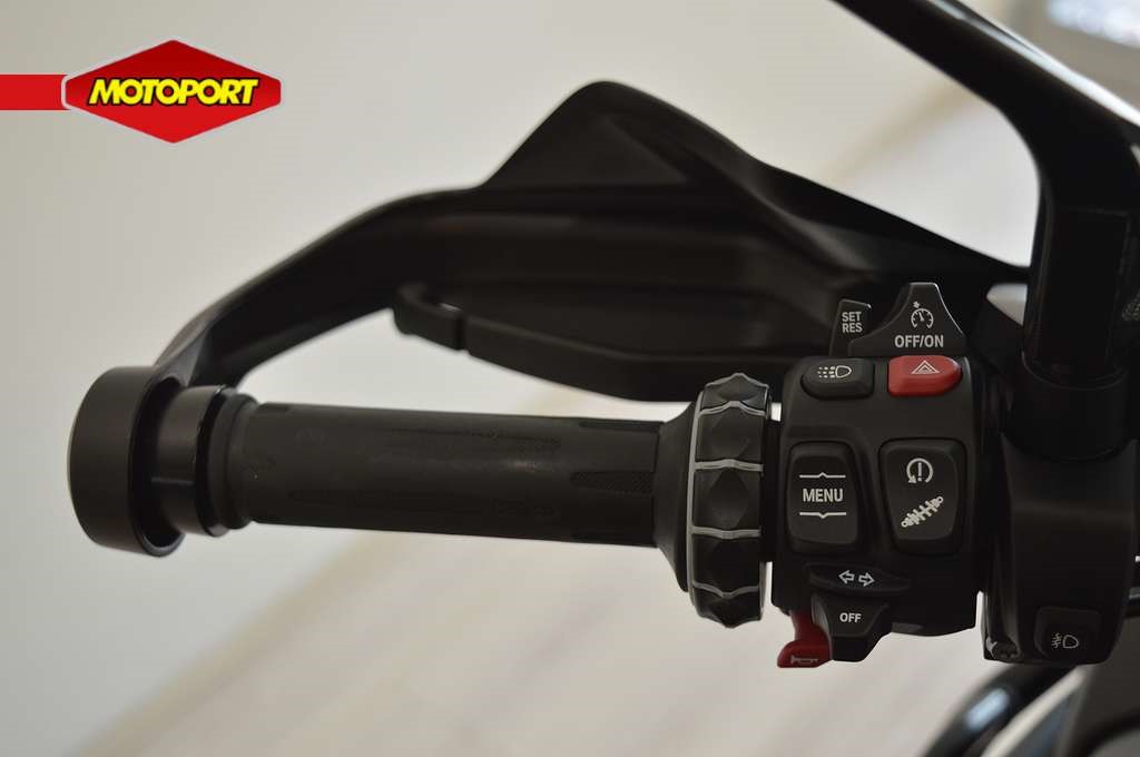 BMW - R 1250 GS TRIPLE BLACK