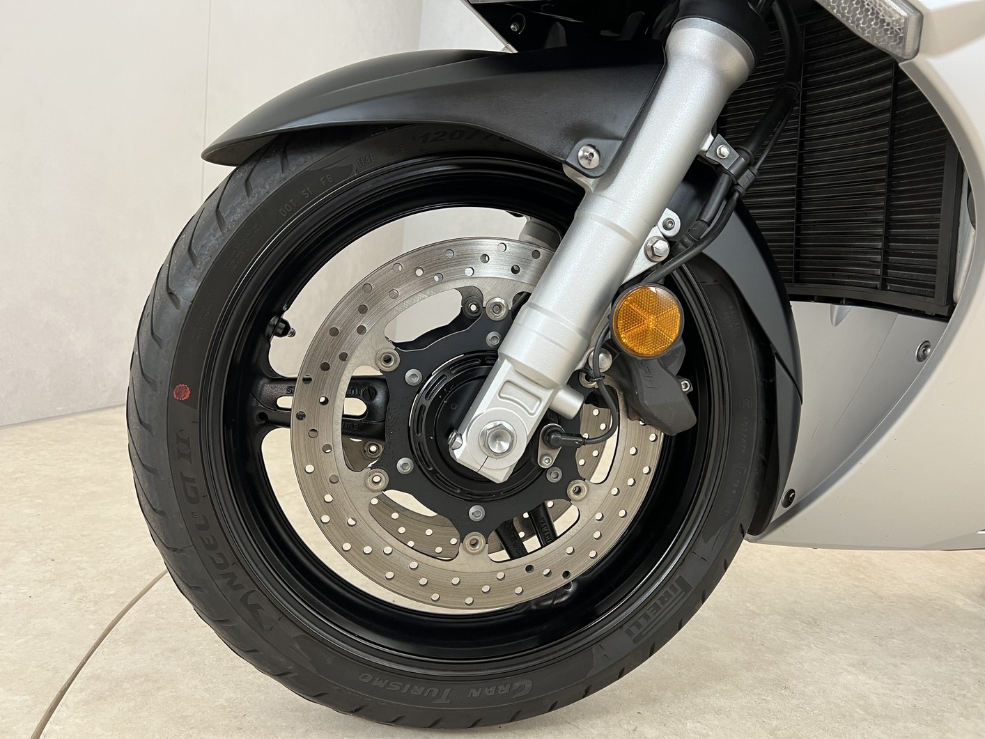 YAMAHA - FJR 1300 ABS