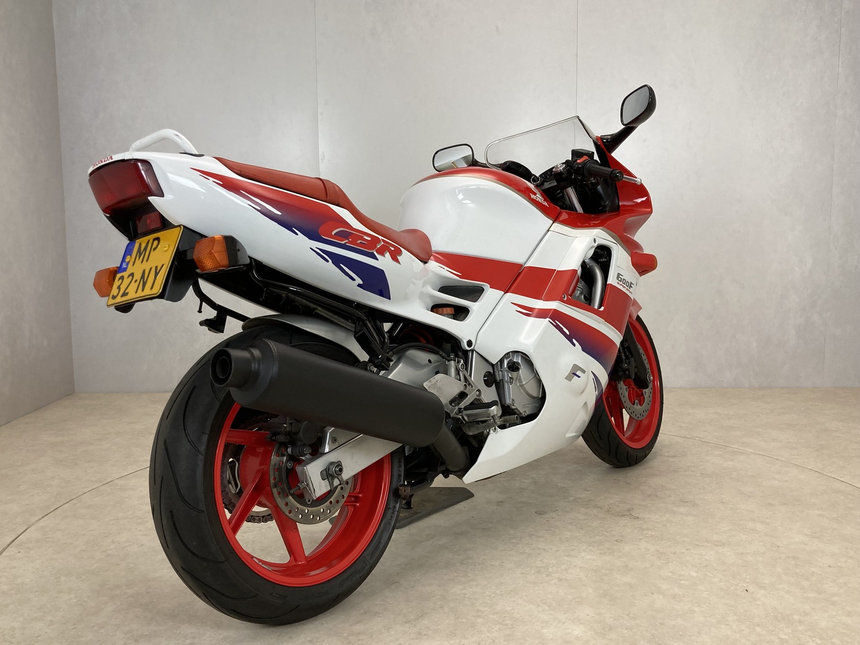 HONDA - CBR 600 F